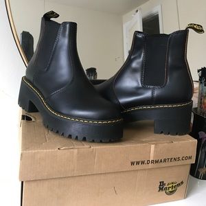 Dr Marten Rometty boots size 8